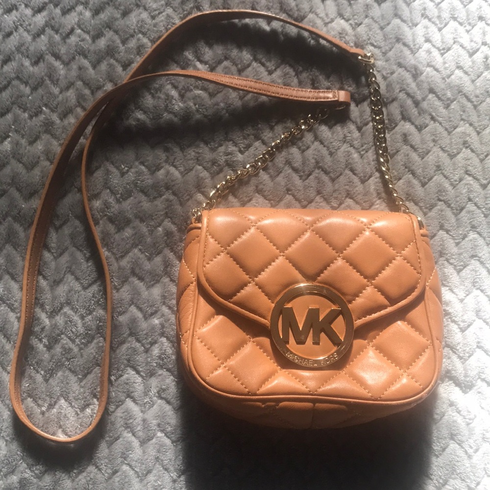 MICHAEL KORS FULTON QUILTED CROSSBODY HANDBAG